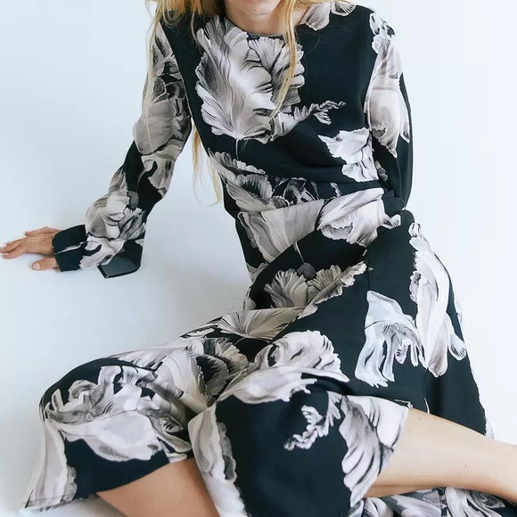 Floral Black and White Dress - Picture 3 of 10